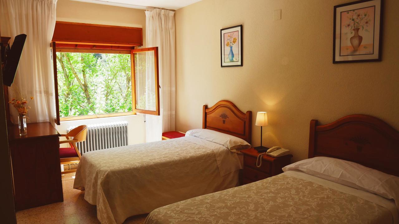 Balneario De Tus Ξενοδοχείο Yeste Εξωτερικό φωτογραφία
